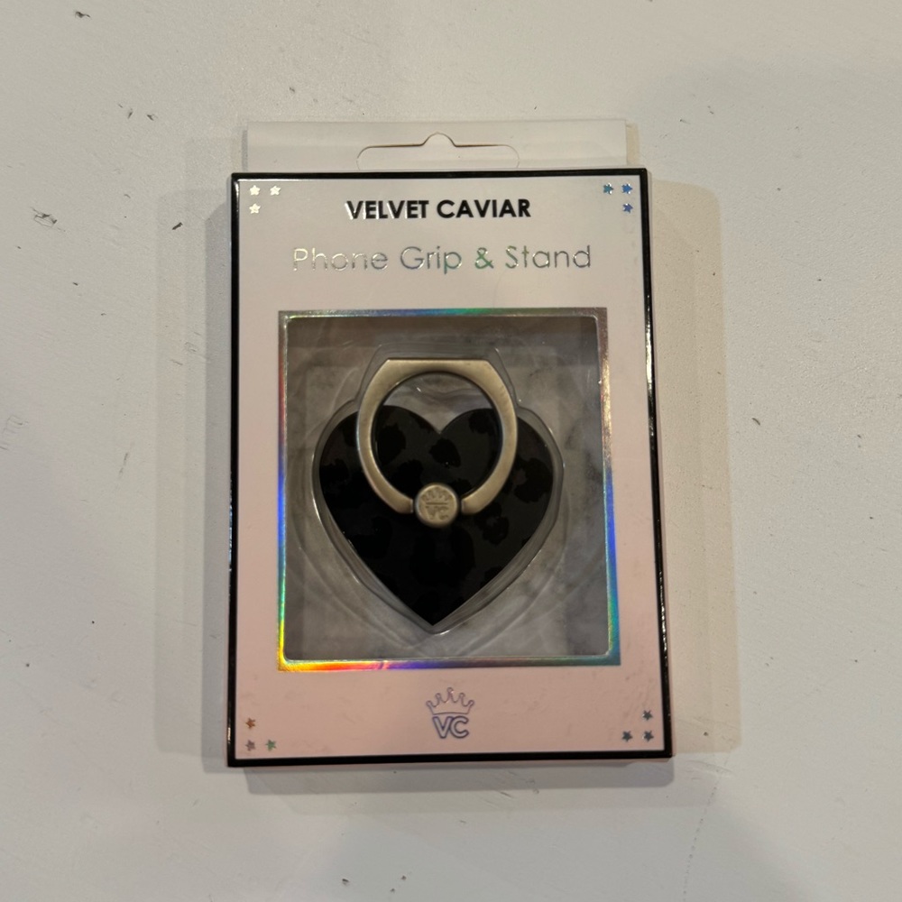 Black Cheetach Heart Shaped Sticker Phone Ring